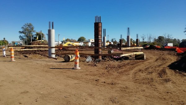 Pilotes en construcción en Arenera el Chicho 